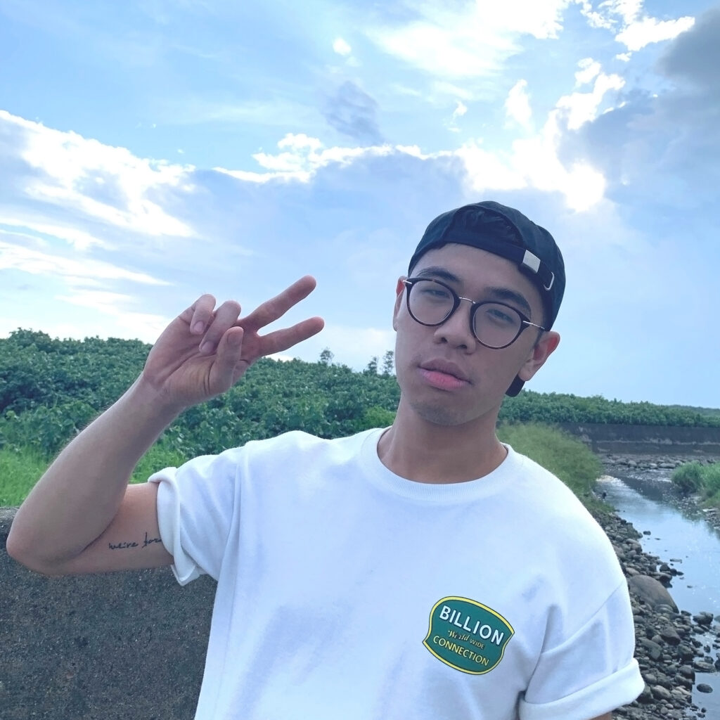 about KIÀNAN TÂN_square